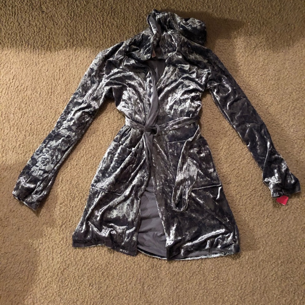 Brand new velvet robe